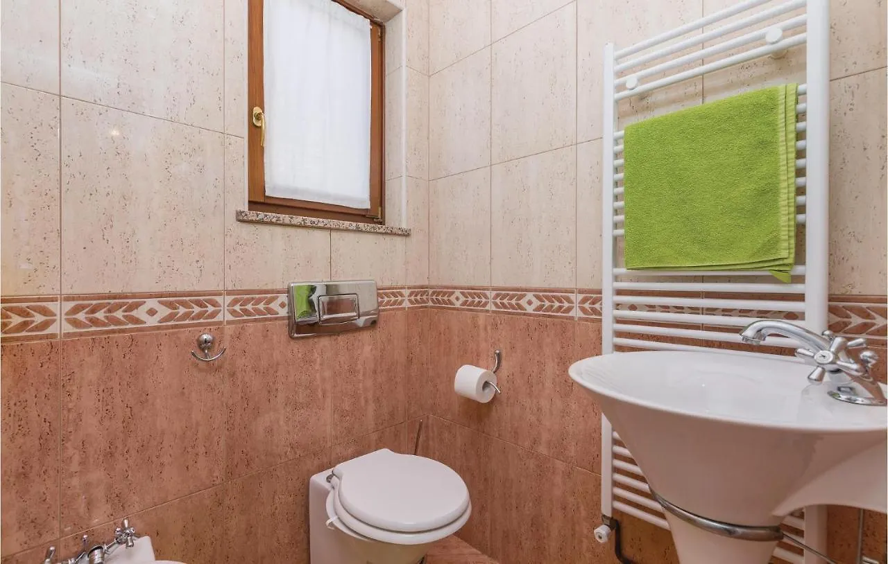 Beautiful Home In Novigrad With Wifi
