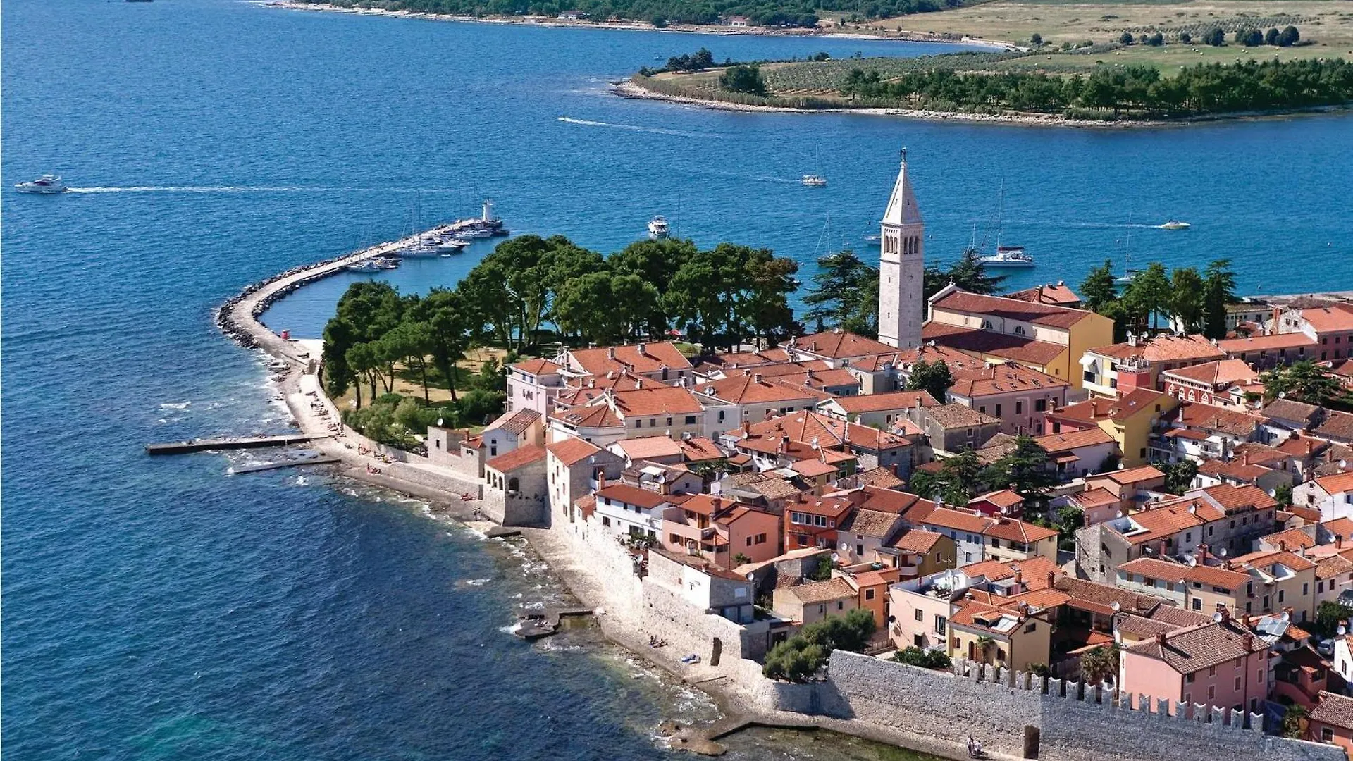Beautiful Home In Novigrad With Wifi